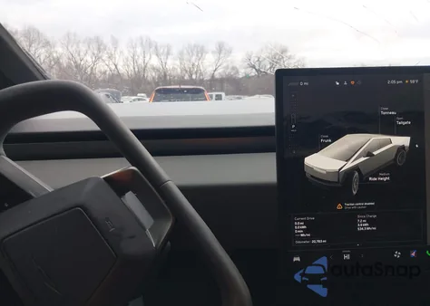 2025 Tesla Cybertruck All-Wheel Drive z USA, uszkodzony, nr VIN 7G2CEHED6SA070884
